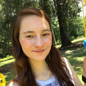 Meet your Posher, Lela